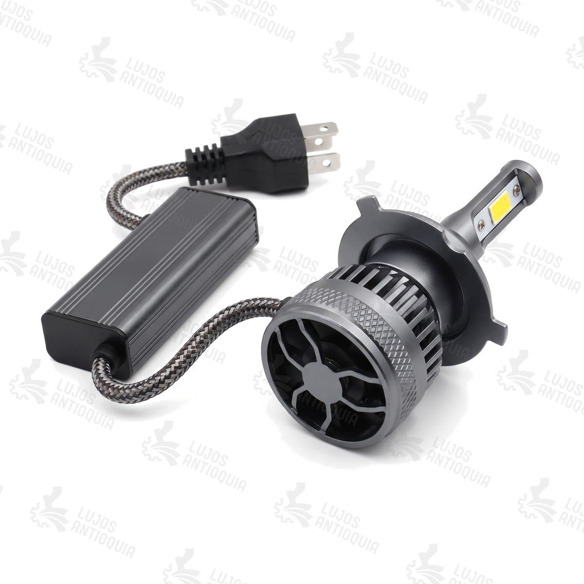 Juego bombillos LED H4 28.000 LM Canbus, vista trasera